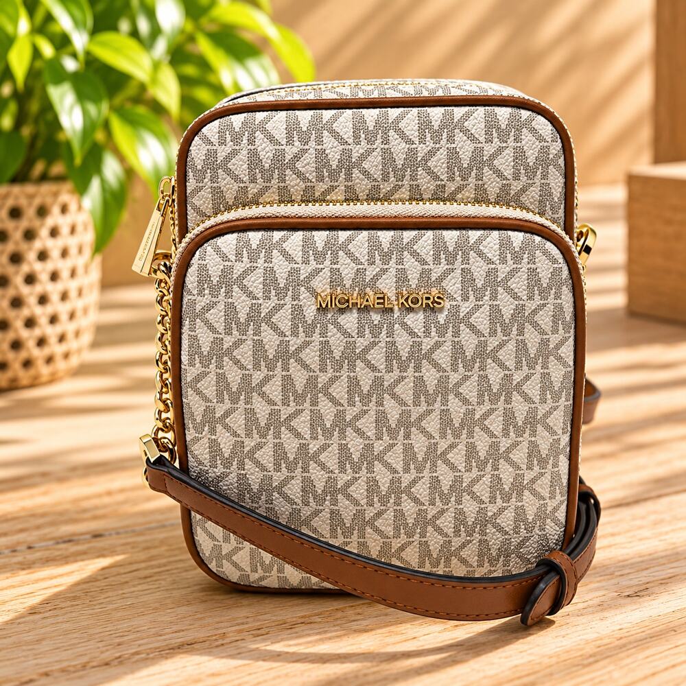 NWT Michael Kors Jet Set Travel Medium Logo Crossbody Bag